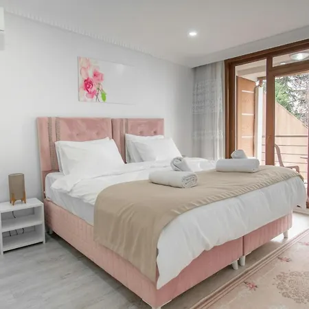 Cozy 1br & Sofabed With Two Inviting Balconies