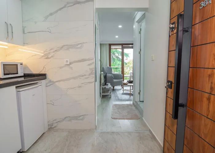 Cozy 1br & Sofabed With Two Inviting Balconies * Istanbul